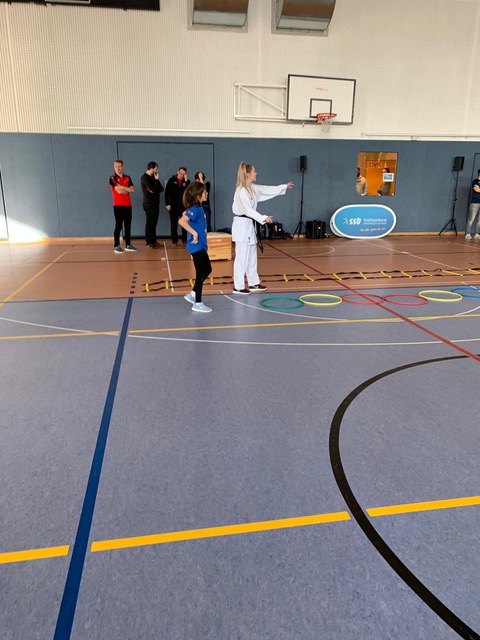 e91a4bfe-a131-4f79-b902-2f60232b9408