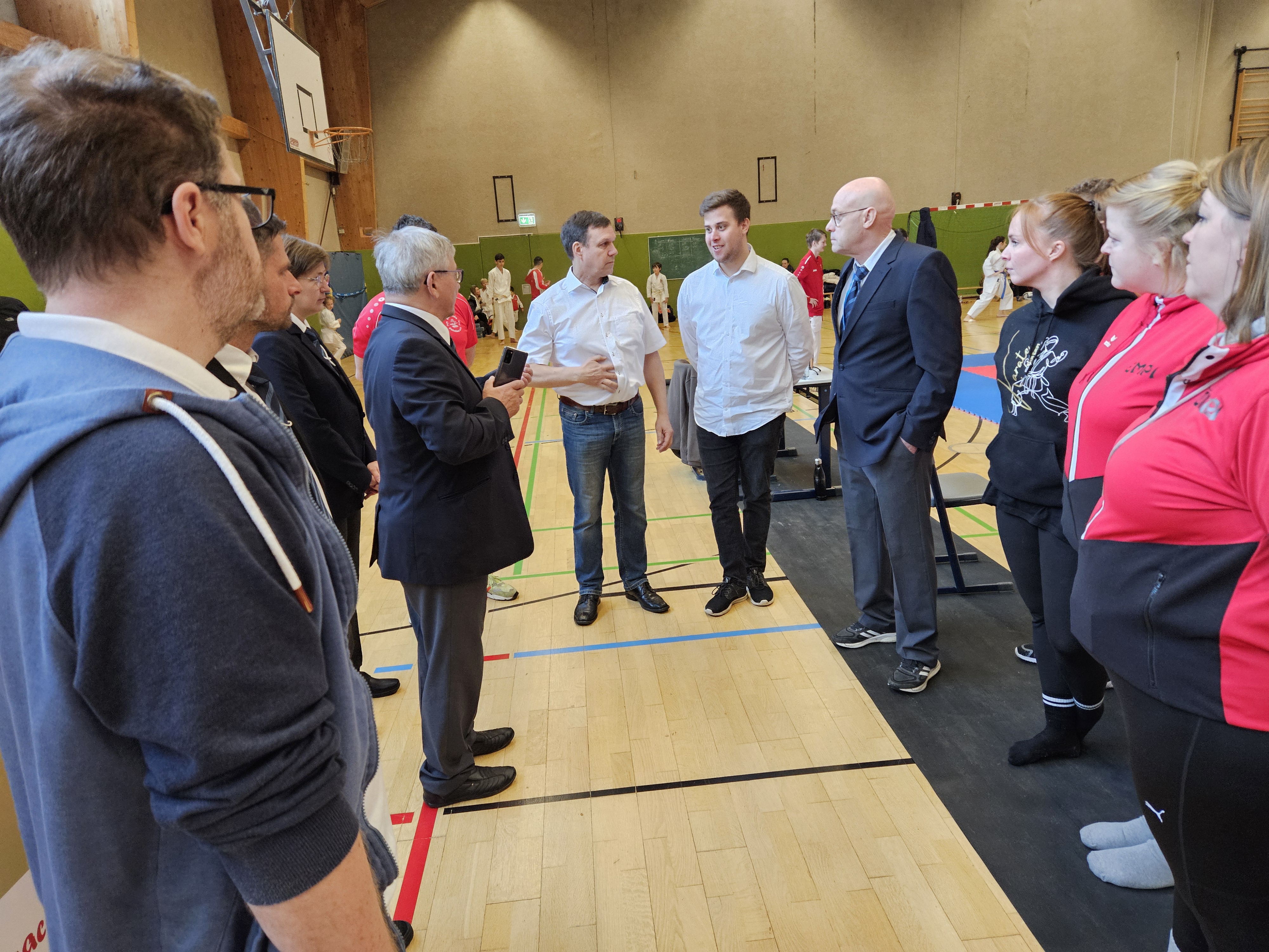 20231125_100330 20231125_100330