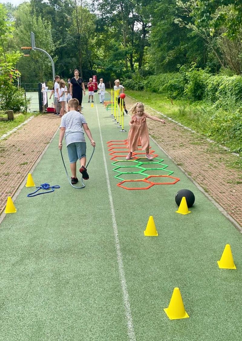 7715784e-9727-4529-b647-83c17e3c0a14