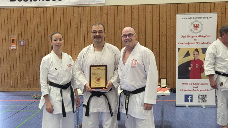 WhatsApp Bild 2025-06-22 um 09.34.04_2c854a31 WhatsApp Bild 2025-06-22 um 09.34.04_2c854a31