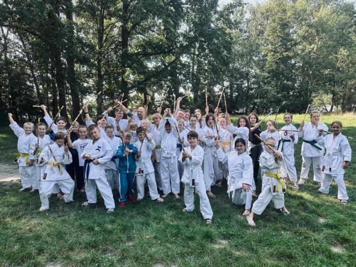 b66499a9-f947-43cc-9811-5997f5a24012